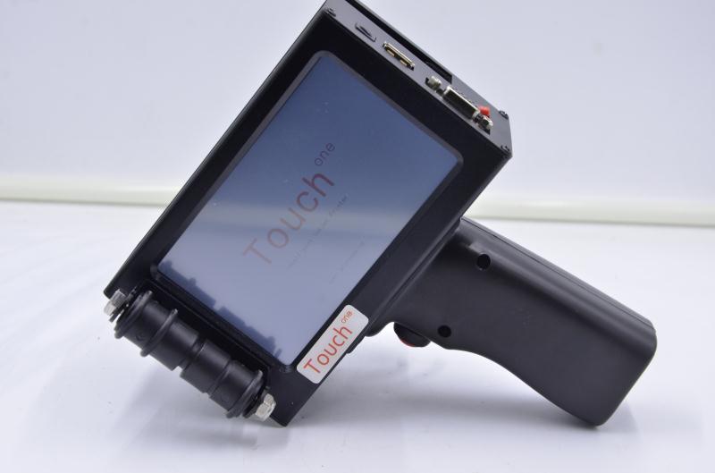 手持噴碼機(jī) 噴印豐富，使用靈活簡(jiǎn)便